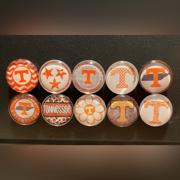 Handmade magnets, keychains, earrings, and pendant necklaces-customizable. - Picture 7 of 11